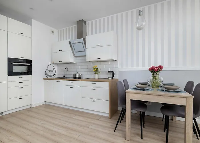 Apartament Bright & Modern With Balcony And Parking By Renters Katowice